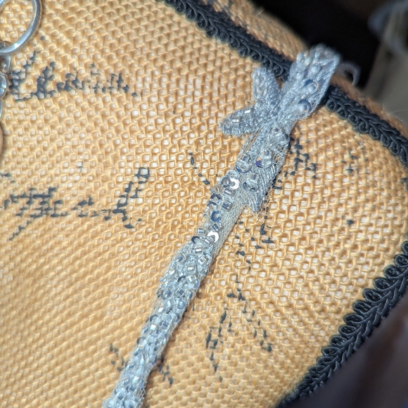 Elegant Short Classy Silver Prom, Bridesmaid Party, Dama Dress. - Picture 4 of 5